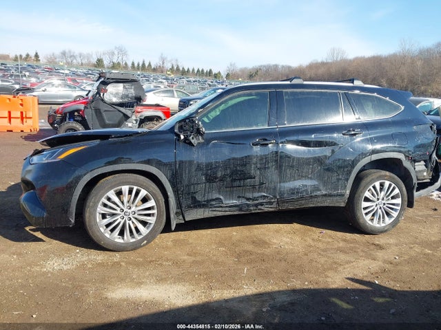 Продажа на аукционе авто 2024 Toyota Highlander Platinum, vin: 5TDKDRBHXRS573258, номер лота: 44354815