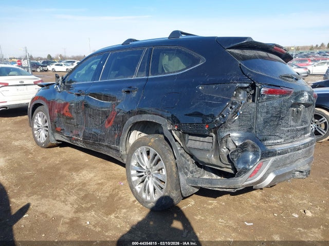 Продажа на аукционе авто 2024 Toyota Highlander Platinum, vin: 5TDKDRBHXRS573258, номер лота: 44354815