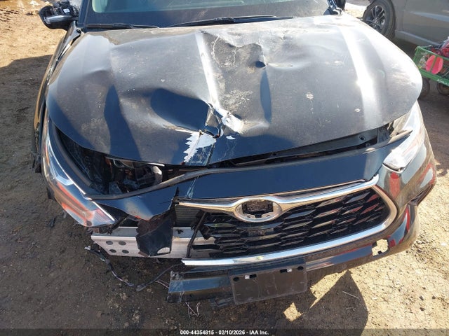 Продажа на аукционе авто 2024 Toyota Highlander Platinum, vin: 5TDKDRBHXRS573258, номер лота: 44354815
