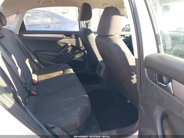 Продаж на аукціоні авто 2014 Volkswagen Passat 1.8t S, vin: 1VWAS7A30EC081634, номер лоту: 44354828