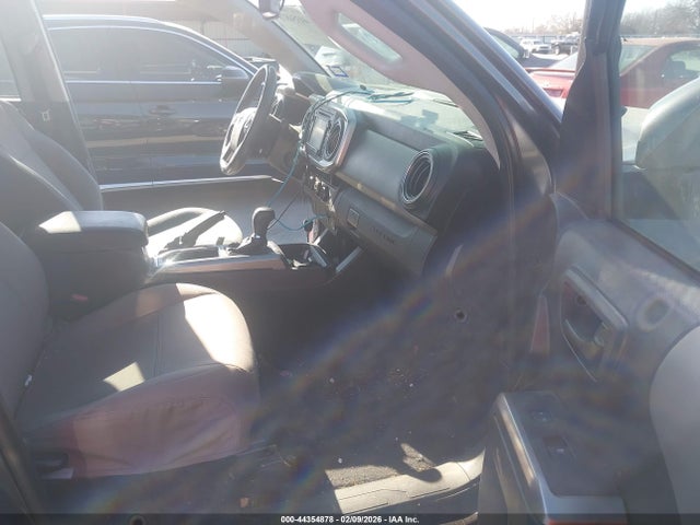 44354878 :رقم المزاد ، 3TMDZ5BN7HM029808 vin ، 2017 Toyota Tacoma Sr5 V6 مزاد بيع
