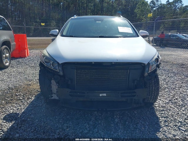 5XYPK4A54HG306165 KIA Sorento 3.3l Sx