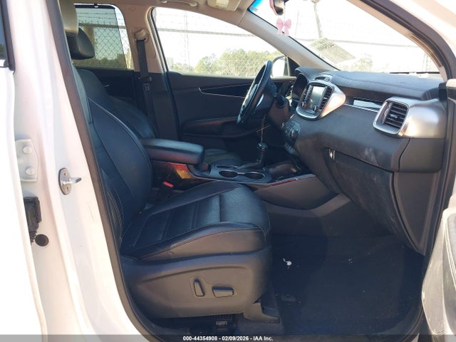 5XYPK4A54HG306165 KIA Sorento 3.3l Sx