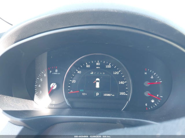 5XYPK4A54HG306165 KIA Sorento 3.3l Sx
