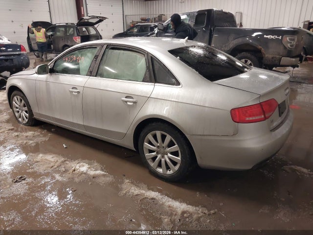 2011 AUDI A4 WAUFFAFL5BN005519 Photo 2