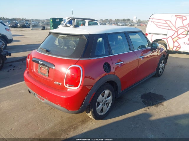 2016 MINI HARDTOP WMWXU1C55G2E16625 Photo 3
