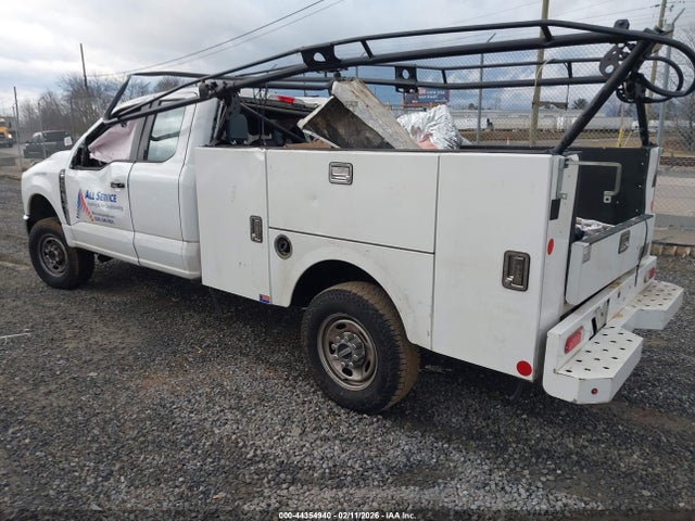 1FT7X2BA3PEC28146 Ford F-250 Xl