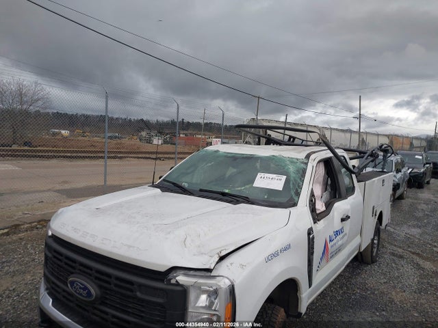 1FT7X2BA3PEC28146 Ford F-250 Xl
