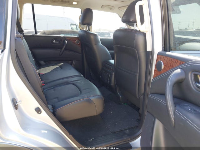 JN8AY2ND7KX009264 Nissan Armada Sl