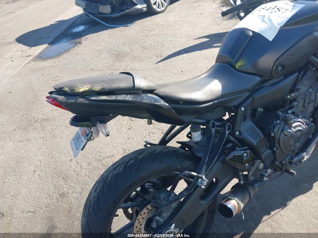 JYARM32Y2NA000983 Yamaha Mt07 C
