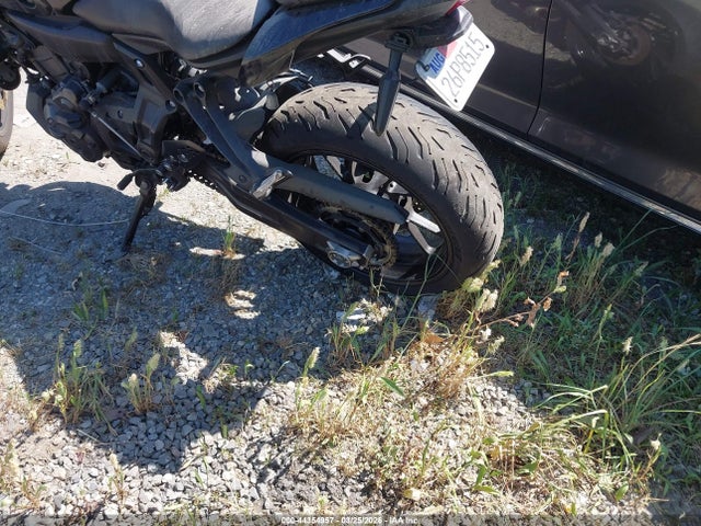 JYARM32Y2NA000983 Yamaha Mt07 C