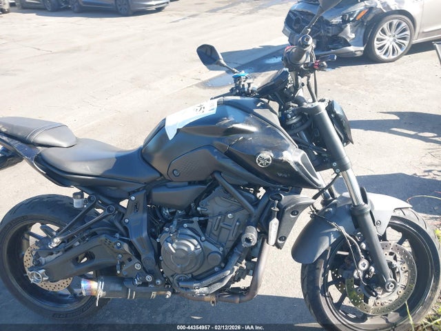 JYARM32Y2NA000983 Yamaha Mt07 C