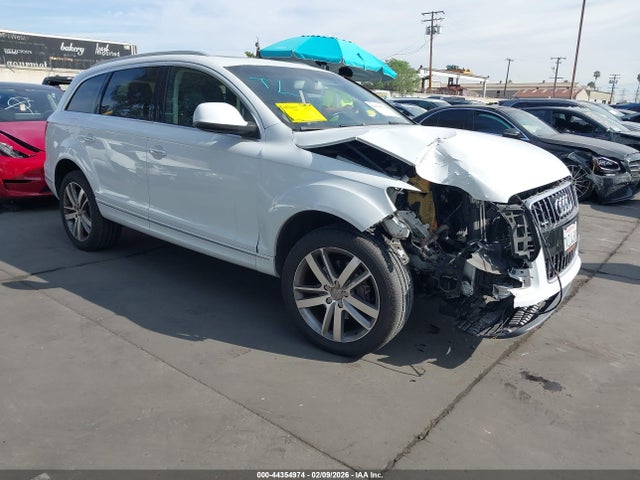 2015 AUDI Q7 WA1LGAFE6FD003014 Photo 0