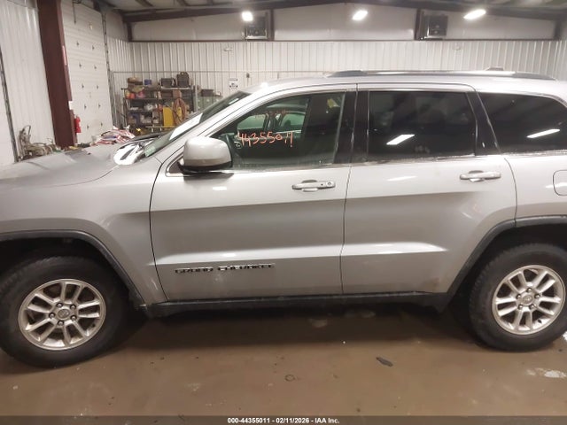 44355011 :رقم المزاد ، 1C4RJFAG3JC123424 vin ، 2018 Jeep Grand Cherokee Laredo E 4x4 مزاد بيع