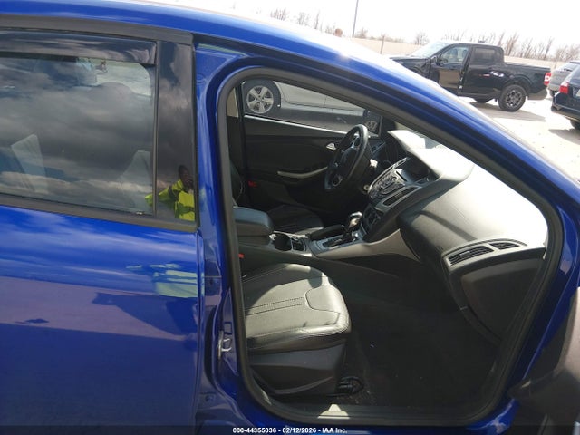 1FADP3K21EL320940 Ford FOCUS SE