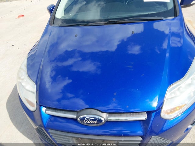 1FADP3K21EL320940 Ford FOCUS SE