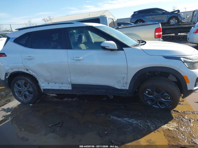 2024 KIA SELTOS KNDEUCAA9R7656141 Photo 5