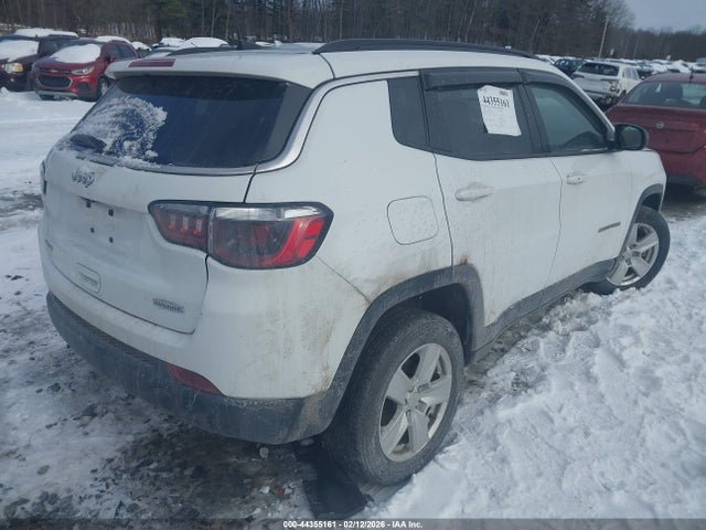 2022 Jeep Compass Latitude 4x4 მანქანა იყიდება აუქციონზე, vin: 3C4NJDBB7NT124981, აუქციონის ნომერი: 44355161