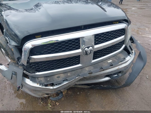 Продаж на аукціоні авто 2017 Ram 1500 Tradesman  4x4 6'4 Box, vin: 1C6RR7FT4HS509782, номер лоту: 44355165