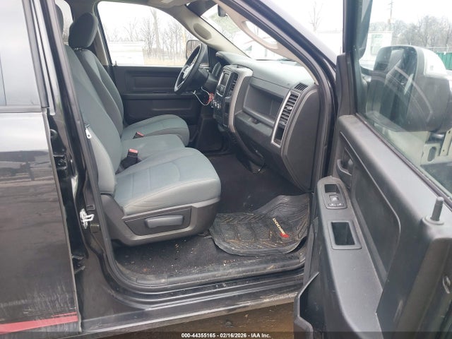 Продаж на аукціоні авто 2017 Ram 1500 Tradesman  4x4 6'4 Box, vin: 1C6RR7FT4HS509782, номер лоту: 44355165