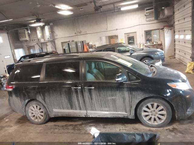 44355211 :رقم المزاد ، 5TDDK3DC7DS059034 vin ، 2013 Toyota Sienna Limited 7 Passenger مزاد بيع