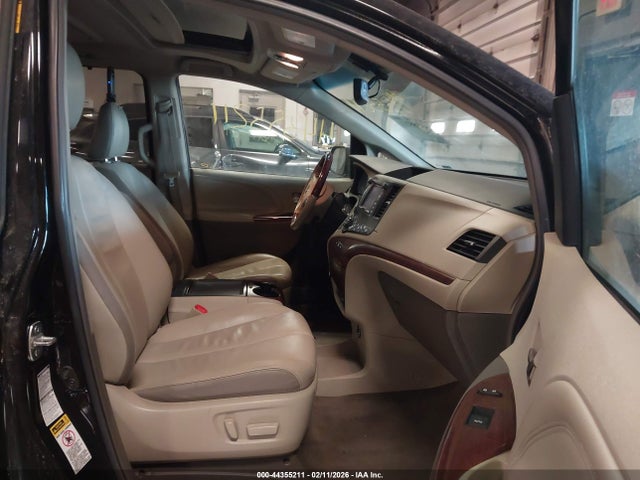 44355211 :رقم المزاد ، 5TDDK3DC7DS059034 vin ، 2013 Toyota Sienna Limited 7 Passenger مزاد بيع