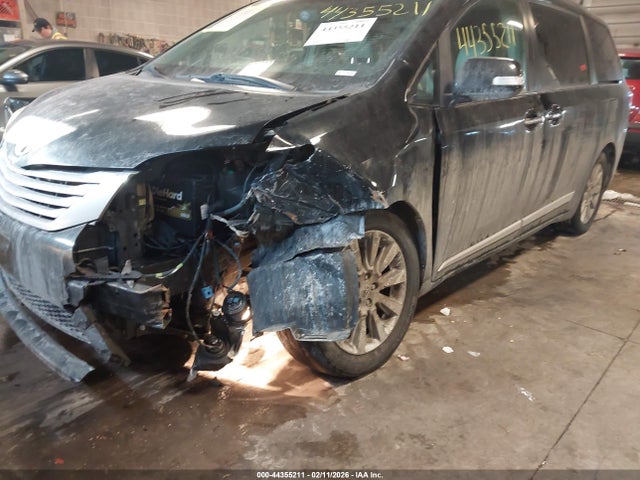44355211 :رقم المزاد ، 5TDDK3DC7DS059034 vin ، 2013 Toyota Sienna Limited 7 Passenger مزاد بيع