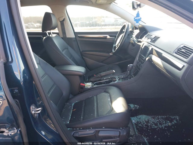 2019 VOLKSWAGEN PASSAT 1VWMA7A37KC012760 Photo 4