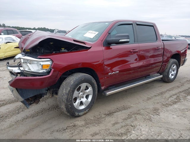 44355238 :رقم المزاد ، 1C6RREFT6NN113531 vin ، 2022 Ram 1500 Big Horn  4x2 5'7 Box مزاد بيع