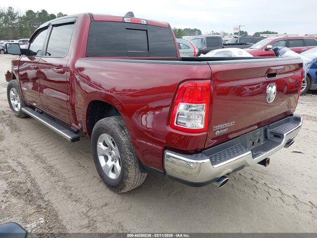 44355238 :رقم المزاد ، 1C6RREFT6NN113531 vin ، 2022 Ram 1500 Big Horn  4x2 5'7 Box مزاد بيع