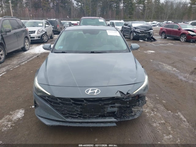 KMHLL4AGXMU103671 Hyundai ELANTRA SE