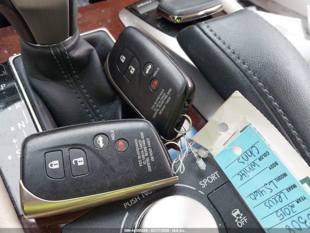 2015 LEXUS LS 460 JTHCL5EF1F5023554 Photo 10