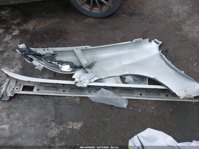 Lexus LS 460 2015 JTHCL5EF1F5023554 Image 12