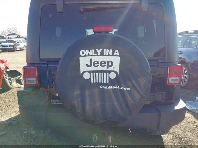 44355446 :رقم المزاد ، 1C4BJWDGXFL577139 vin ، 2015 Jeep Wrangler Unlimited Sport مزاد بيع