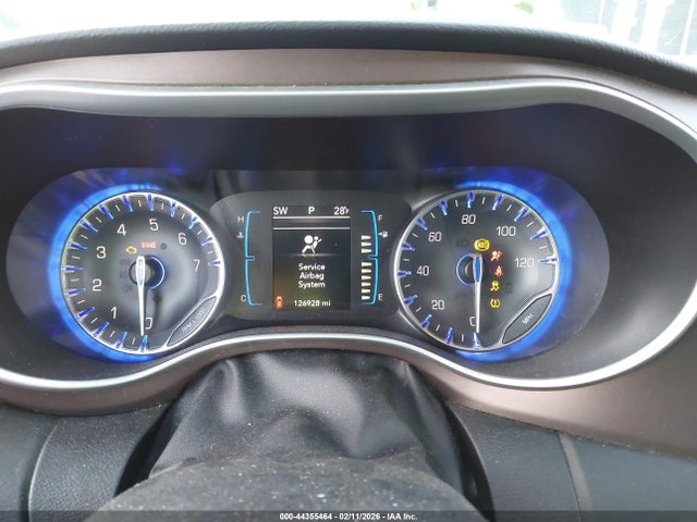 Продаж на аукціоні авто 2017 Chrysler Pacifica Touring Plus, vin: 2C4RC1BG3HR753571, номер лоту: 44355464