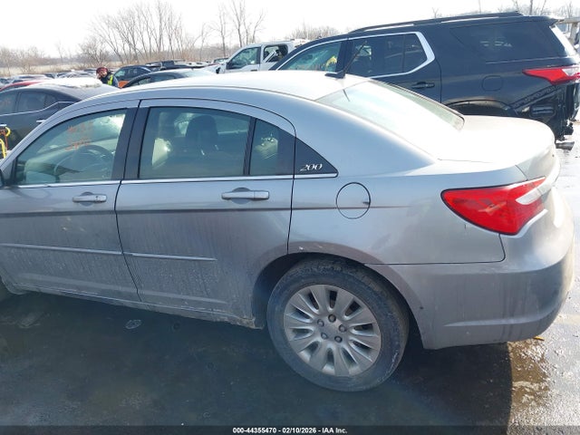 Aukcja sprzedaży 2013 Chrysler 200 Lx, vin: 1C3CCBAB0DN668412, numer aukcji: 44355470