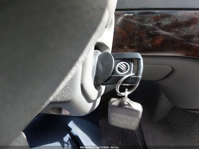 2005 MERCURY GRAND MARQUIS 2MEFM74W75X611382 Photo 10
