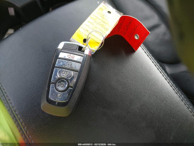 2021 LINCOLN NAUTILUS 2LMPJ6K96MBL02536 Photo 10