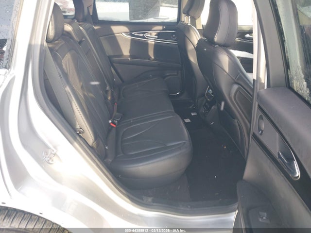 2021 LINCOLN NAUTILUS 2LMPJ6K96MBL02536 Photo 7