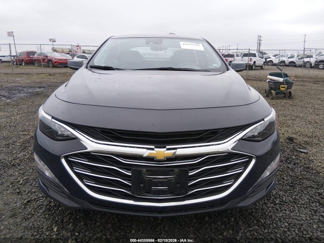 1G1ZD5ST6SF151515 Chevrolet Malibu Fwd 1lt