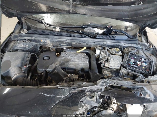 1G1ZD5ST0MF087068 Chevrolet Malibu Fwd Lt