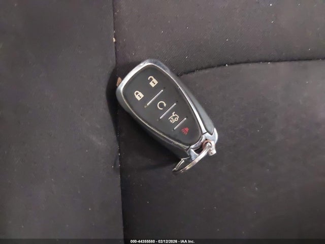 1G1ZD5ST0MF087068 Chevrolet Malibu Fwd Lt