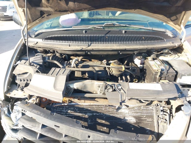 44355590 :رقم المزاد ، 2C4GP44R55R138365 vin ، 2005 Chrysler Town & Country Lx مزاد بيع