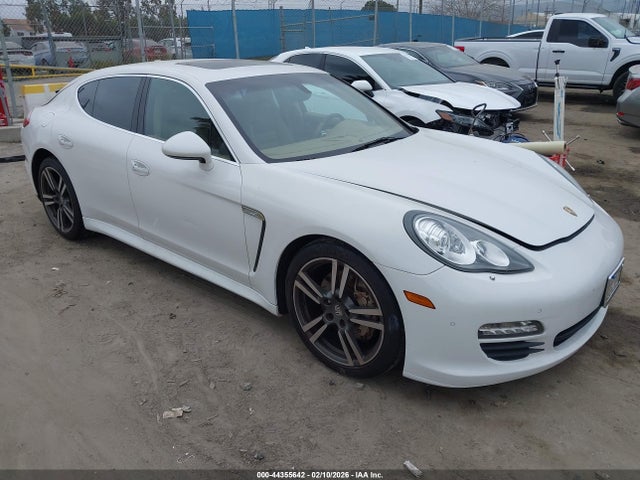 2010 PORSCHE PANAMERA WP0AB2A76AL061035