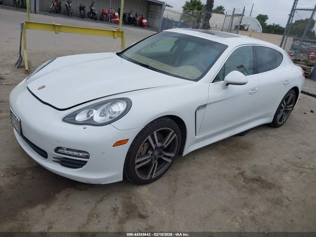 2010 PORSCHE PANAMERA WP0AB2A76AL061035 Photo 1