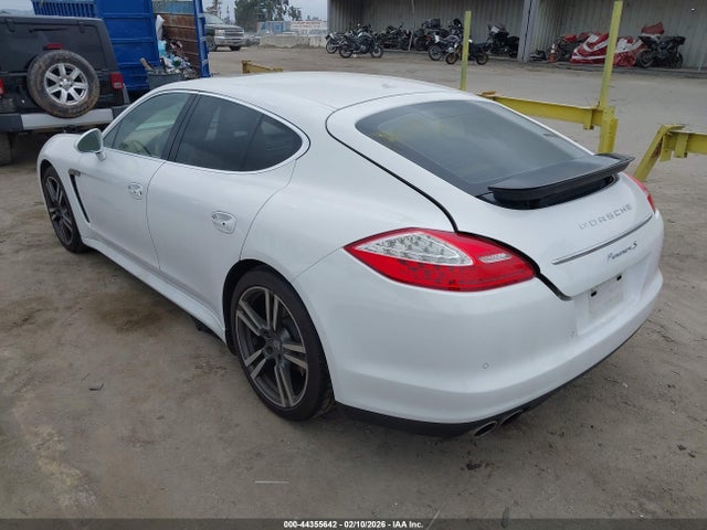 2010 PORSCHE PANAMERA WP0AB2A76AL061035 Photo 2