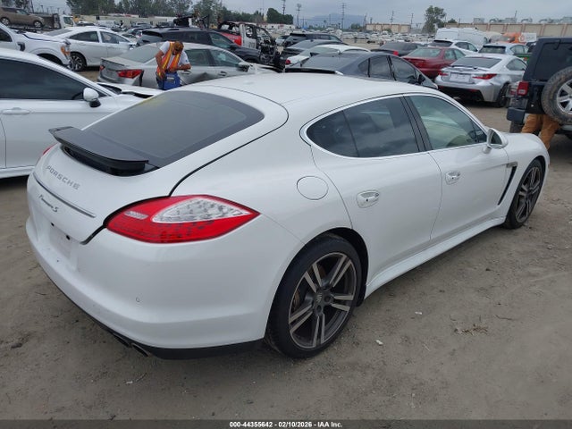 2010 PORSCHE PANAMERA WP0AB2A76AL061035 Photo 3