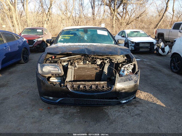 44355659 :رقم المزاد ، 2C3CCABG2KH573277 vin ، 2019 Chrysler 300 300s مزاد بيع