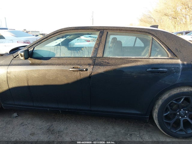 44355659 :رقم المزاد ، 2C3CCABG2KH573277 vin ، 2019 Chrysler 300 300s مزاد بيع