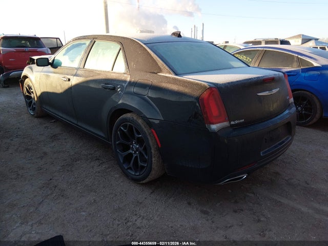 44355659 :رقم المزاد ، 2C3CCABG2KH573277 vin ، 2019 Chrysler 300 300s مزاد بيع